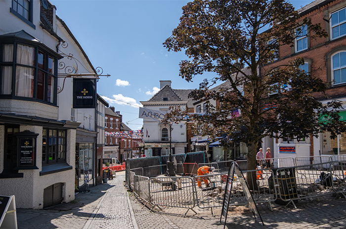 New tree for Ashbourne's Historic Victoria Square