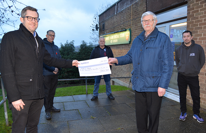 Chevin Homes handing over &pound;5k donation to the Farmer&rsquo;s View and Hurst Farm community.