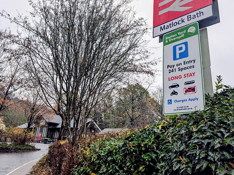 matlock bath station car park entry sign 800x600